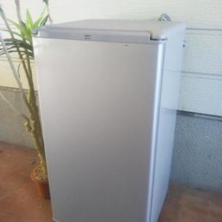 絶妙サイズ！ワンドア75L冷蔵庫♪⑥