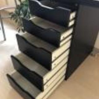 お譲り先確定済み【IKEA】シンプルデスク(引き出し込み)の画像