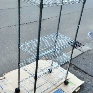 シルバー　スティール　メタル　ラック