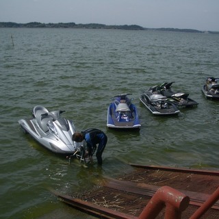 　男女不問マリンジェット一緒に遊びませんか　霞ヶ浦　涸沼　小貝川