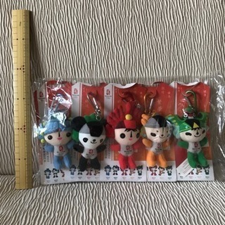 2008年北京オリンピックマスコット人形5体の画像