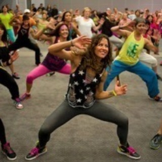 残り枠あとわずか ZUMBA