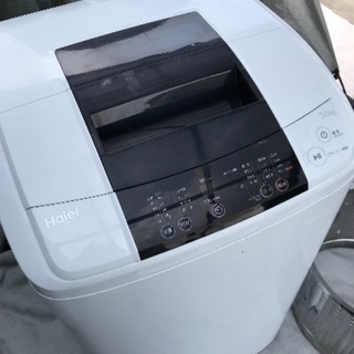 取引中。ハイアール全自動洗濯機5キロ黒。2015年製千葉県内配送無料。設置無料。