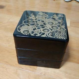 値下げ！三段重箱【若松区引渡】