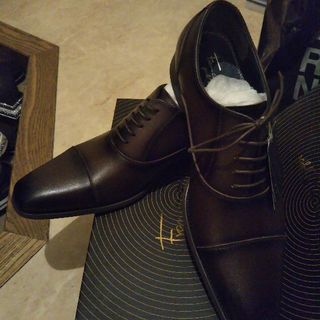新品ビジネスシューズの画像