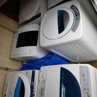 片付けのお手伝い　家電家具買取も致します。
