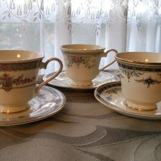 ミントン&ロイヤルドルトン　コーヒーカップソーサー