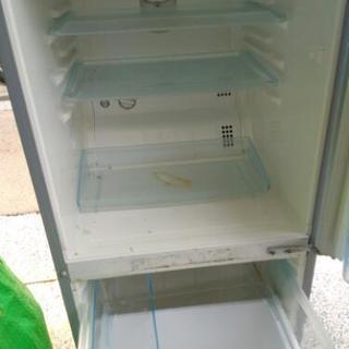 冷蔵庫の画像