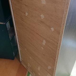 6段の収納家具の画像