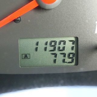 ■超極上■走行１万キロ！■平成１５年式■マーチ・ラフィート■車検２年付■１オーナー■禁煙■車庫保管■日産整備■整備記録簿８枚■見ないで買っても後悔させません！■の画像
