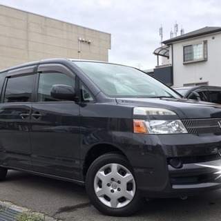 激安！トヨタ ヴォクシー お買得車！3列シート！