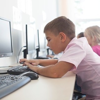 【コロナ休み中にどうですか？】学生向き プログラミング教室の画像