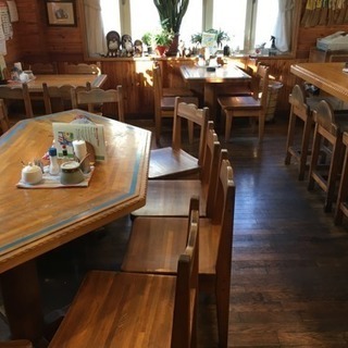 お洒落なカフェのアルバイト募集中の画像