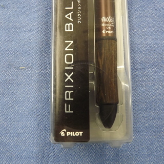 新品　PILOT FRIXION BALL 4　　WOOD　ブラウン LKFB-3SEF-BN 0.5mm 4色　札幌　西岡発の画像