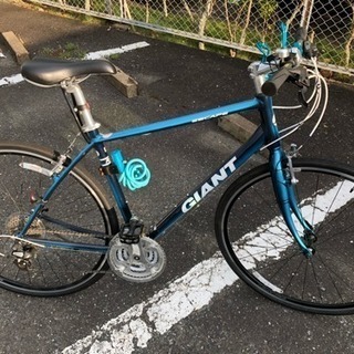 売約済み」GIANT ESCAPE R3 (2018)サイズMカラー:ブルートーン (かつき