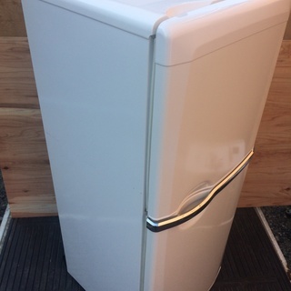 そこそこ美品☆MITSUBISHI/三菱電機☆136L☆2ドア冷凍冷蔵庫☆右開き☆メッキハンドルがお洒落！☆【MR-14J-W】の画像