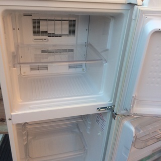 そこそこ美品☆MITSUBISHI/三菱電機☆136L☆2ドア冷凍冷蔵庫☆右開き☆メッキハンドルがお洒落！☆【MR-14J-W】の画像