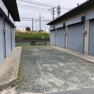 残り一部屋！！　豊橋駅徒歩圏内の貸し倉庫（ガレージ）