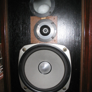 FOSTEX　FF225WK　FT17H　山水　SP50　エンクロジャー　低音がすばらしく中高音までバランスがいいです。　引き取り限定です。の画像