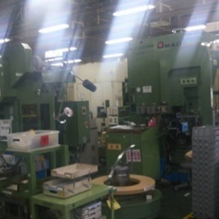【京都亀岡市】工業校出身者にオススメ！自動機の組立作業♪〈56-C〉の画像