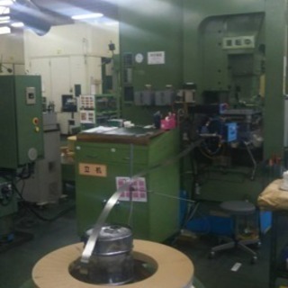 【京都府亀岡市】日払いOK！プレス機の製造オペレーター♪〈56-A〉の画像