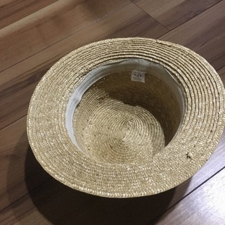 salut! カンカン帽子の画像