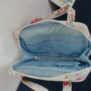 【300円シリーズ】未使用！Cath Kidson　キャス　キッドソン　化粧ポーチ　鏡付きの画像