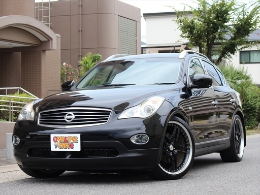 車検2年付】 日産 スカイラインクロスオーバー 3.7 370GT FOUR