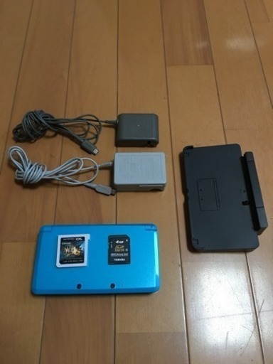 任天堂3DS ライトブルー