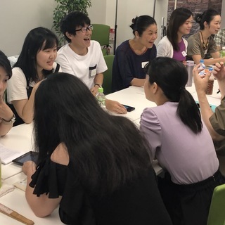 ディスカッションコースが英会話カフェが誕生！更に上を目指したい方はfriendsプラスへ！の画像