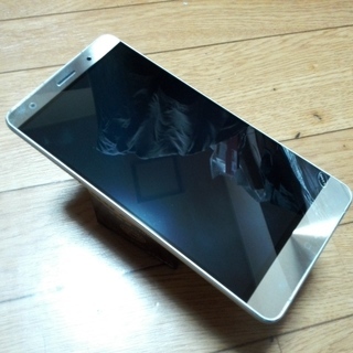 zenfone3 deluxe zs570kl ジャンク not working,for parts onlyの画像