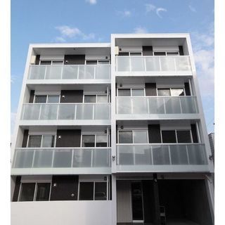 【新築3LDKでこのお家賃☆独立キッチン☆ネット使用料不要☆エア...