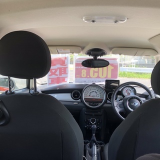 鹿児島県　I様　BMW　MINI　クーパー　女性ワンオーナー　ディーラー車　Fブレーキパッド交換　テールユニット交換　タイヤ7部~８部山　車検32.4迄　走行6.5万キロの画像