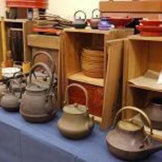 日本刀・骨董品の買取専門店「浪漫屋」です。山梨県内をはじめ静岡・長野・新潟・神奈川・東京・埼玉などで出張買取をおこなっています。 - 地元のお店