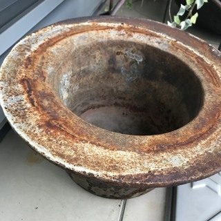 貴重アンテーク　鋳物フラワーポットの画像
