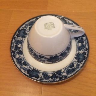 （ありがとうございました☆取引終了）2,000円　double phoenix nikko ironstone　ニッコーダブルフェニックス　葡萄柄　ティーカップセットの画像