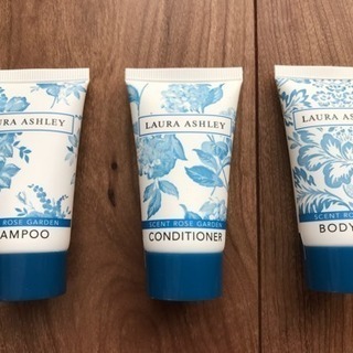 【未使用・新品】ローラアシュレイ トラベルセット