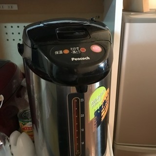 電気ポットの画像