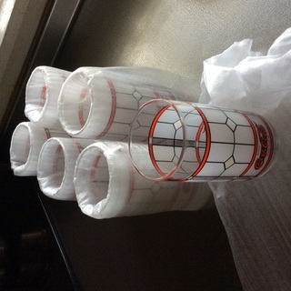 レトロなコカコーラのコップの画像