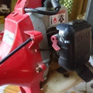 草刈機(アクセルとハンドル無)の画像