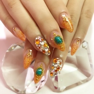 ハイクラスな定額ジェルネイル￥3980〜あります − 沖縄県