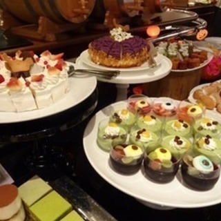 スイーツバイキング行きませんか？
