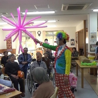 【お笑い芸人】と【大道芸人の方】時給アップ！の画像