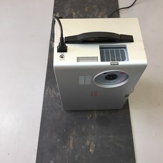 値引中‼️EIKI💫プロジェクター✨DVC-SB21 ‼️激安⁉️の画像