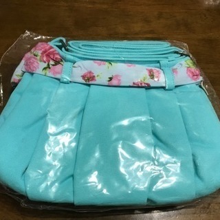 カワイイ 新品 NARAYA ポシェット ブルーの画像