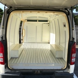 希少5速マニュアル超低温冷凍車の画像