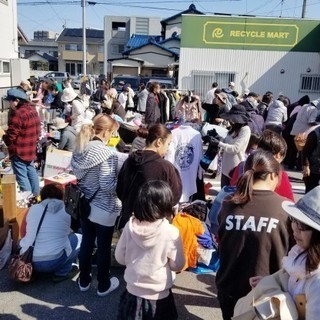 フリーマーケット in リサイクルマート安城店 − 愛知県