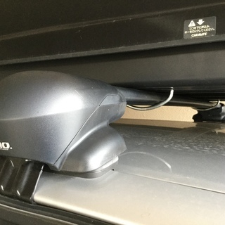 再値下げ：INNOのルーフボックス&フラッシュタイプエアロベース（BR1210BK、XS201、K234、XB100/108）の画像