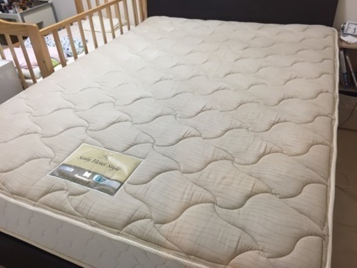 シーリー ダブル マットレス お値下げしました。