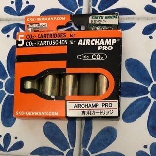 値下げ！ エアチャンププロ ポンベ 4本の画像